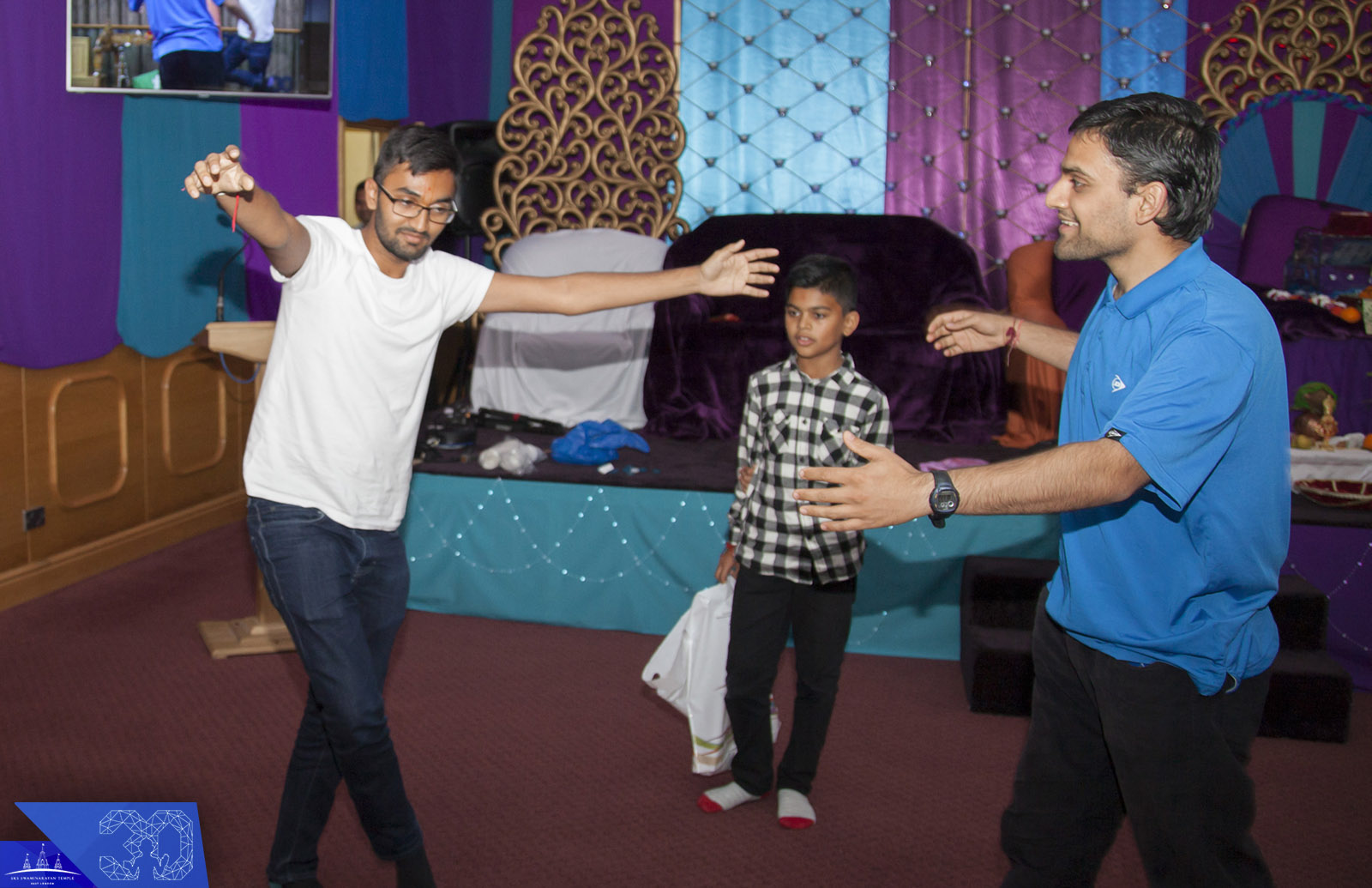 131 copy - ©1987-2017 SKS Swaminarayan Temple East London